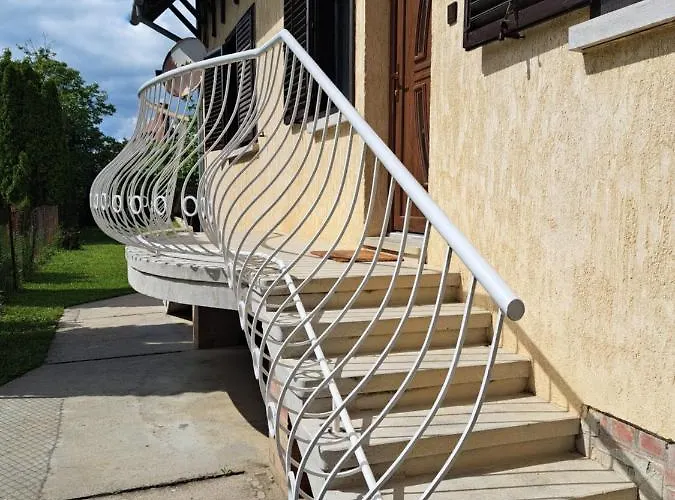 Oase Balatonszárszó